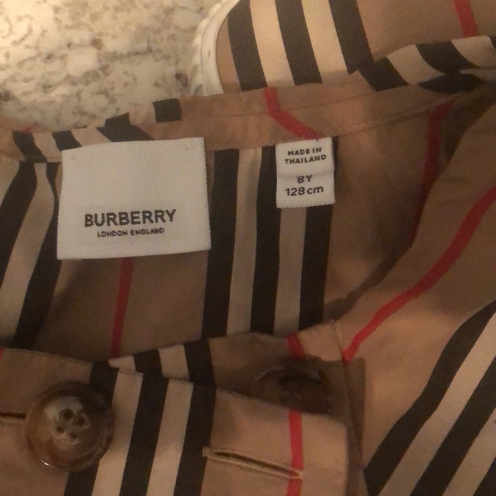 Burberry outfit